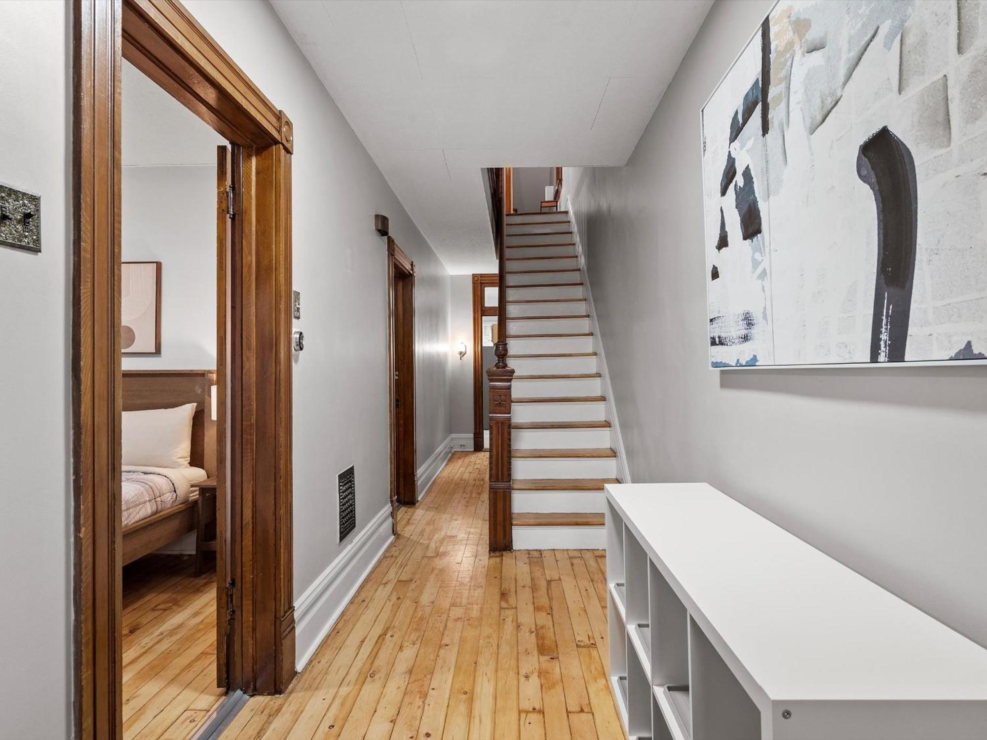 Oakland, Pittsburgh !D Modern And Stylish Private Bedroom With Shared Bathroom Exterior photo